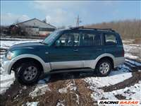 Mitsubishi Pajero (3rd gen) bontott alkatrészei