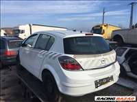 Opel Astra H 2012-es bontott alkatrészek