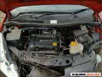 Opel Corsa D 1.0 motor alkatrészek 