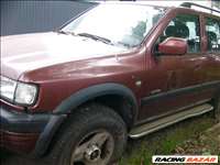 Opel Frontera B bontott alkatrészei