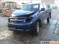 Toyota Hilux bontott alkatrészei