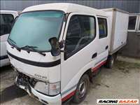 Toyota Dyna 100 3.0 D4D 2008 bontott alkatrészei