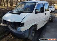 Volkswagen Transporter T4 2.4 D bontott alkatrészei