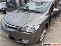 Honda Civic VIII 1.8 V-TEC 2008 bontott alkatrészei R18A2