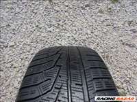 Hankook W320A 225/55 R18 