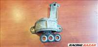 Opel Astra G, Astra H, Zafira A jobb motortartó bak (motorkód: Y17DT, Z17DTL, Z17DTH, X17DTL, X20DTL, Y20DTH, Y22DTR) 24427298