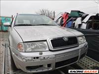 Skoda Octacia 2005-ös kombi karosszéria elemek 9102 színben eladók 9102SKODA