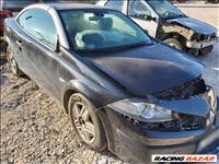 Renault Mégane II Cabrio 1.9 dCi F9Q8 bontott alkatrészei Motor, Váltó, Karosszéria elemek