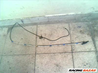 SUZUKI SWIFT 96-05 Antenna