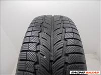 Royal Black Royalsnow 215/60 R17 