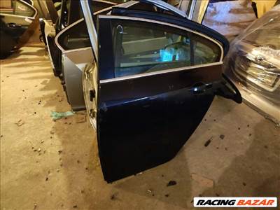 Opel Insignia A bal hátsó ajtó 22796347