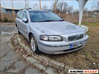 Volvo V70 bontott alkatrészei