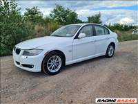 2011 BMW E90 328xi LCI USA modell bontott alkatrész