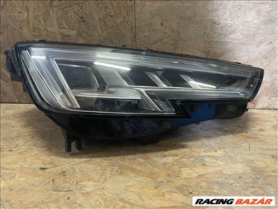 Audi A4 (B9 - 8W) Jobb első led-mátrix fényszóró 8w0941036