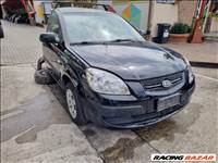 Kia Rio (JB) bontott alkatrészei