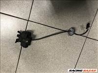Volkswagen Scirocco III tankajtó nyitó motor 5n0810773d