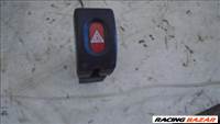 Opel Corsa B (1995) Vészvillogó kapcsoló 90347821