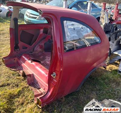 Opel Corsa C 3 ajtóshoz jobb és bal hátsó sárvédő 