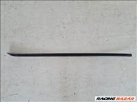 Volkswagen Golf VII jobb szélvédő takaró burkolat 5G0 854 328B 5g0854328b