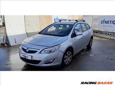 Opel Astra J bontott alkatrészei