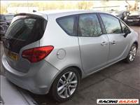 Opel Meriva B hátsó lökhárító 