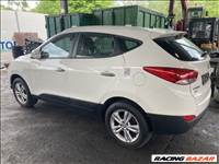 Hyundai ix35 IX35 karosszéria alkatrészek ajtó sárvédő hátfal 