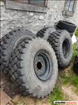 R0302 4 db Mercedes Unimog Eltolt felnin Michelin xzl 395/85 r20 gumik   