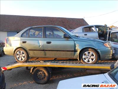 Hyundai ACCENT II lépcsőshátú (LC) 1.5 bal első csonkállvány