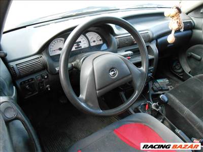 Opel ASTRA F (56_57) 1.4 i bal hátsó központizár motor