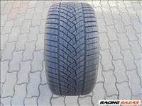 255/35 R19" újszerű Goodyear téli gumi ELADÓ