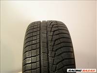 Hankook W320 215/50 R17 