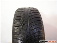 Bridgestone LM001 215/55 R17 