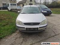 Ford Mondeo Mk3 2.0 16V TDCI Turnier motorháztető 