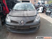 Renault Clio II karosszéria alkatrészek , motor alkatrészei  67789412 m356t32071