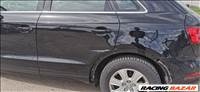 Audi Q3 (8U) Bal hátsó komplett ajtó 