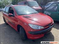 Peugeot 206 1.4i bontott alkatrészei