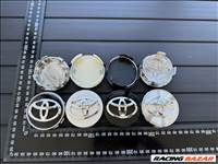 Új Toyota 62mm Felni Alufelni Közép Kupak Felnikupak Felniközép Embléma 42603-12730 4260312730