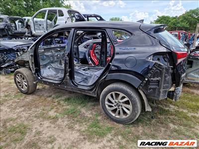 Hyundai Tucson első hátsó negyed, sárvédő, küszöb