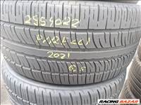  295/40/22"  Pirelli nyári gumi 