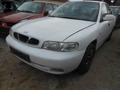 DAEWOO NUBIRA LÉPCSŐS HÁTÚ (J100) 1.6 16V bal hátsó központizár motor