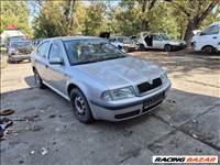 Skoda Octavia I 1.4 motorháztető 