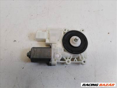 Opel Astra K jobb első ablakemelő motor C86121100