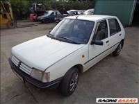 Peugeot 205 bontott alkatrészei