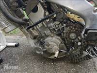Honda crf250x alkatrészek