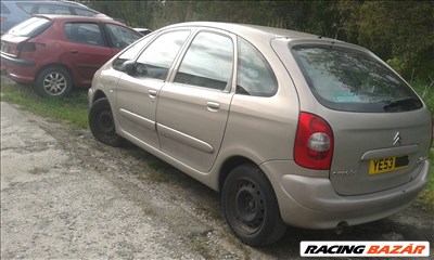 Citroen xsara picasso bal hátsó ajtó