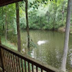 Hickorygroveretreat - logo