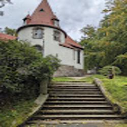 Muzeum dgh - logo