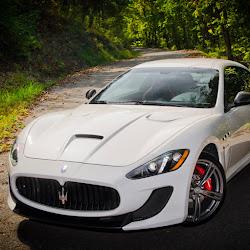 Maserati nashville - logo