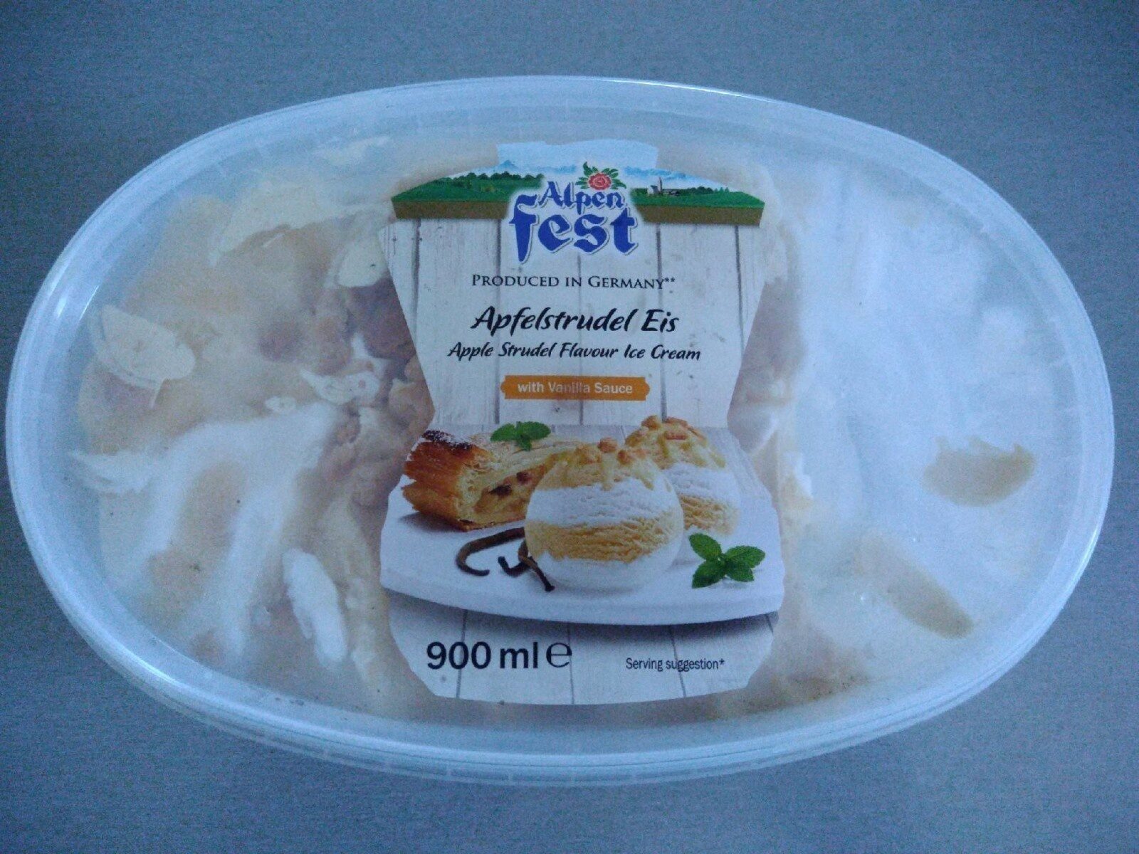 Apfelstrudel Dis (Apple Strudel Flavour Ice Cream)