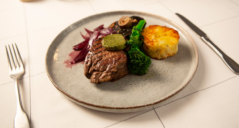 2 Beef Sirloin Steaks With Garlic & Herb Butter